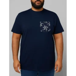Bigdude Pocket Print T-Shirt Navy -Big Dude Clothing Shop ea03be76 4d62846e life1 bd25ts08 02 navy
